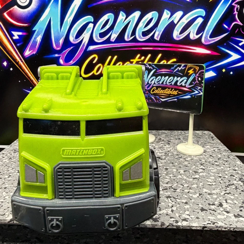 Matchbox CFM69 2014 Mattel Green Grey Off-Road Semi Truck Cab Toy Vehicle
